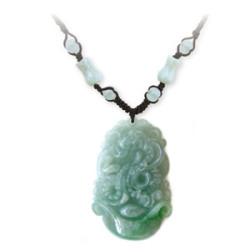 Pendentif ZODiAQUE ChiNOiS en jade aventurine (Serpent) h3.5cm
