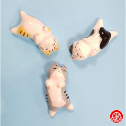 Porte-baguettes Maneki neko CâLiN en porcelaine (L6cm)
