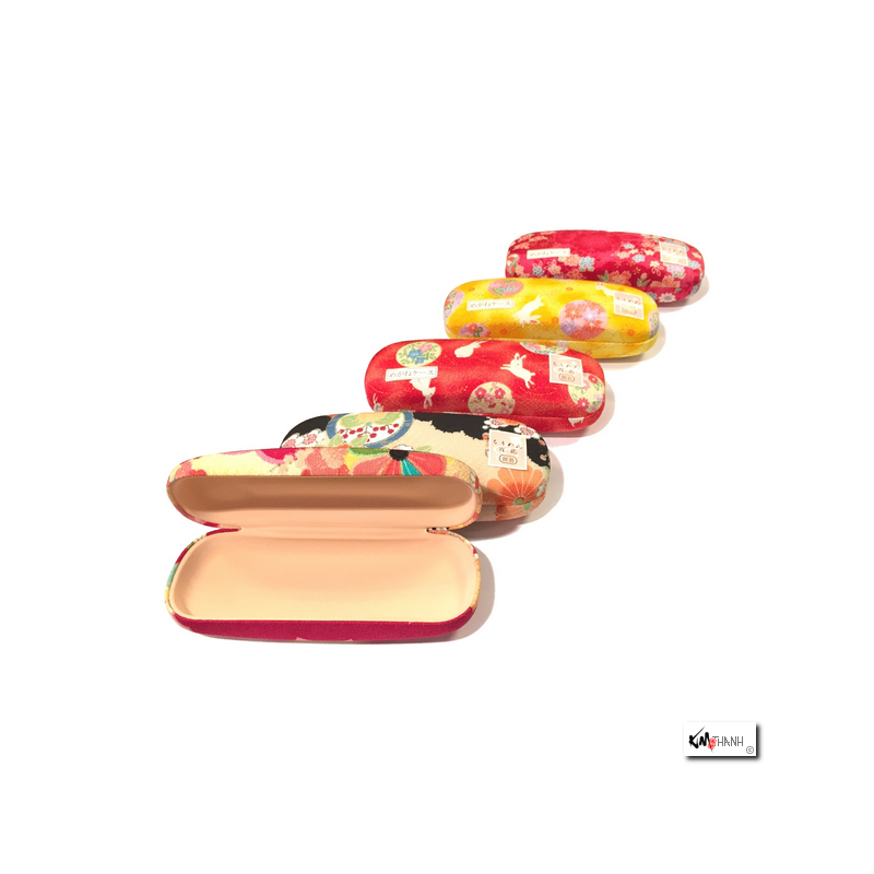 Etui à lunettes rigide en ChiRiMEN (couleurs assortis)