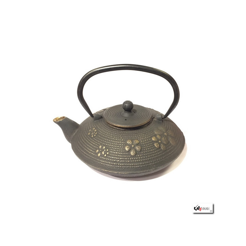 Théière en fonte chinoise FLEURS de PRUNiER 0.80L noir et or