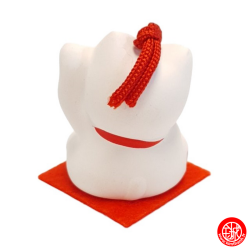 Grelot Maneki neko BLANC en argile (h3.8cm)