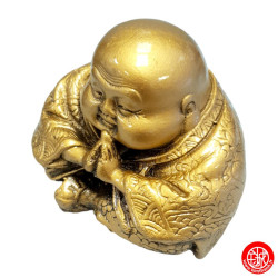 Petit Moine en méditation en résine doré h6.5cm