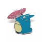 Pin's Totoro bleu et Belle de Jour - Mon voisin Totoro© (L2.6*h2.5cm)