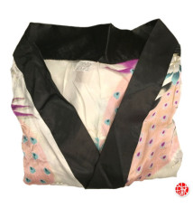 Kimono court satiné col noir imprimé FLEURS & PAON blanc (90cm)