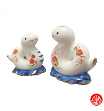 Figurines COUPLE SERPENTS 2025 en porcelaine sur pièces d'or h6cm (Richesse et Fidélité)