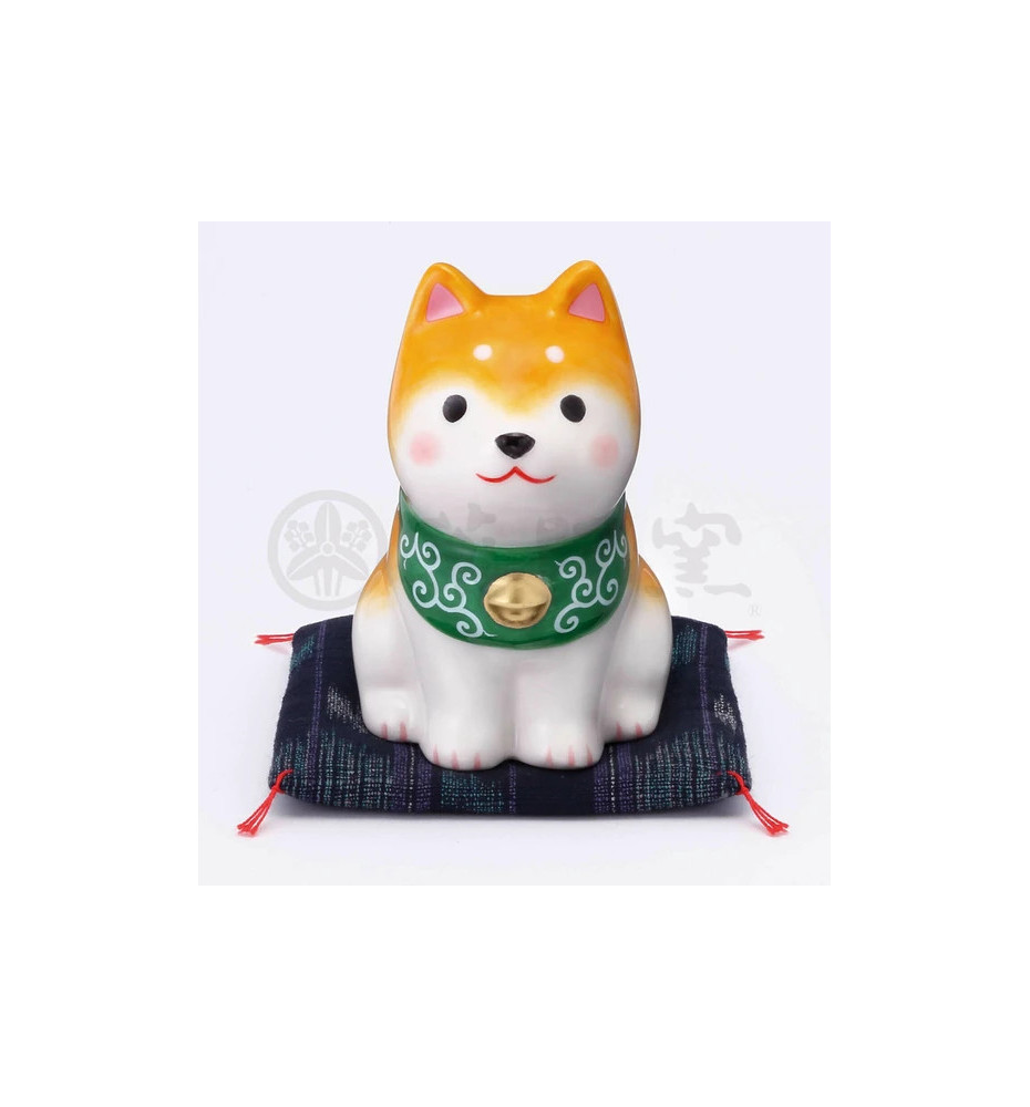 Figurine en porcelaine ShibA roux sur coussin Shibori (h7.5cm)